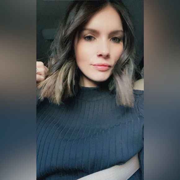 Meet your Posher, Samantha - Picture 3 of 3